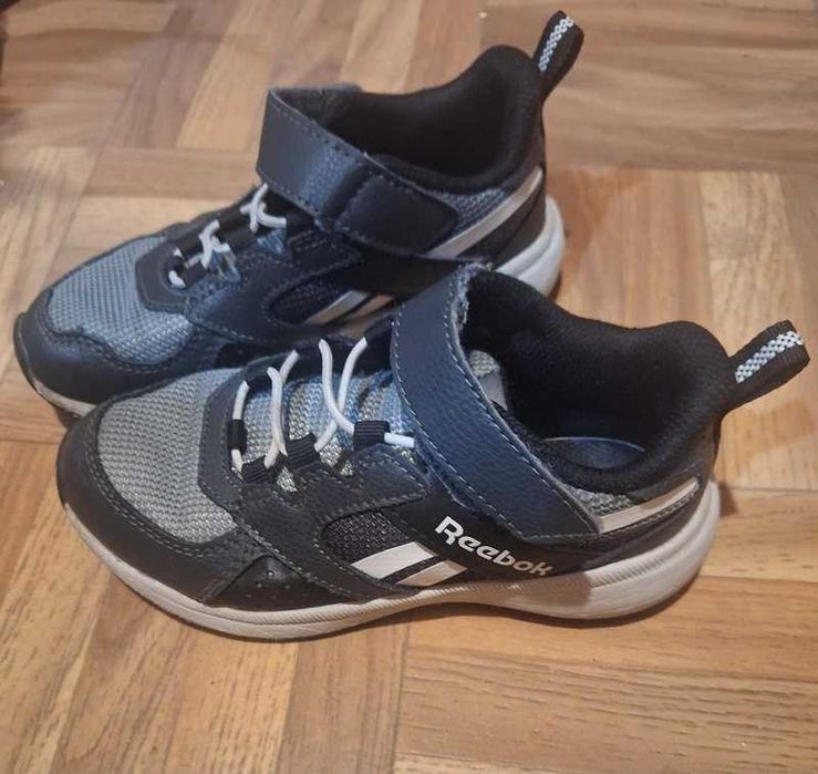Buty reebok stan BDB