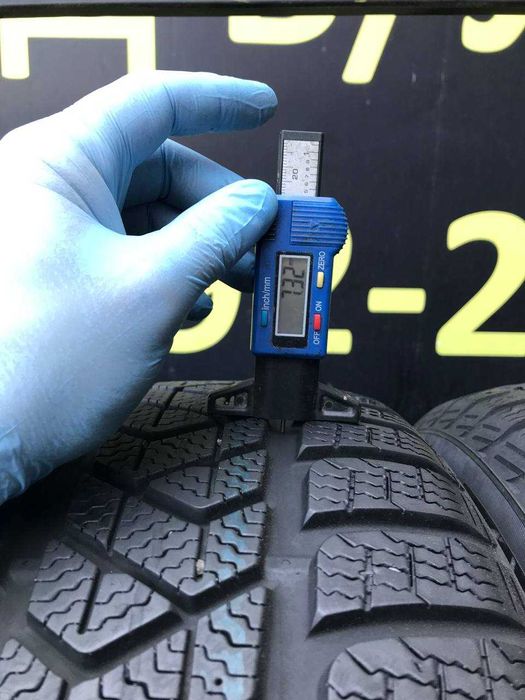 Зимові шини 215/60 R16 Pirelli Winter SottoZero 3 (9033)