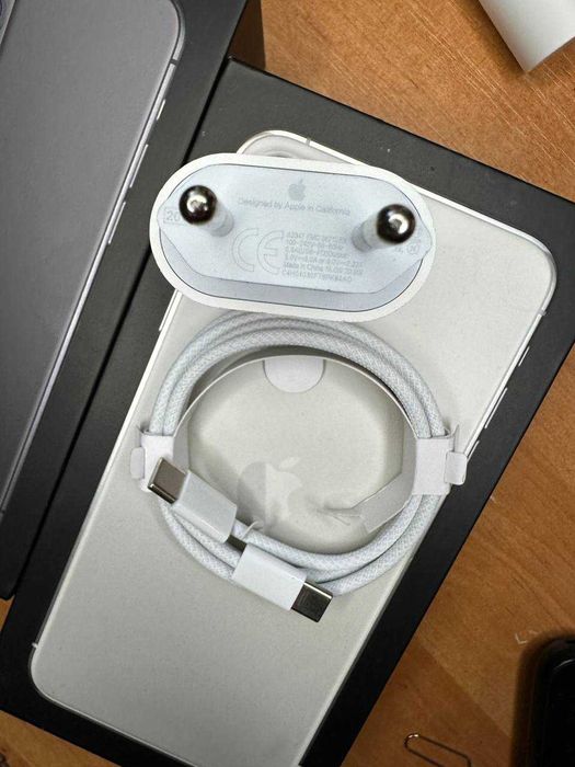 Быстрая зарядка на айфон от15 до 17 про макс оригинал type-c to type-c