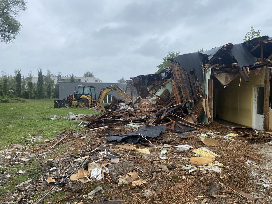 Uslugi koparko ładowarką,mlotem,wykopy,niwelacja terenu, wyburzenia