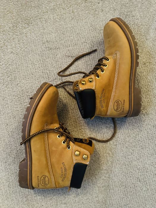 Buty Dockers prawie nowe.
