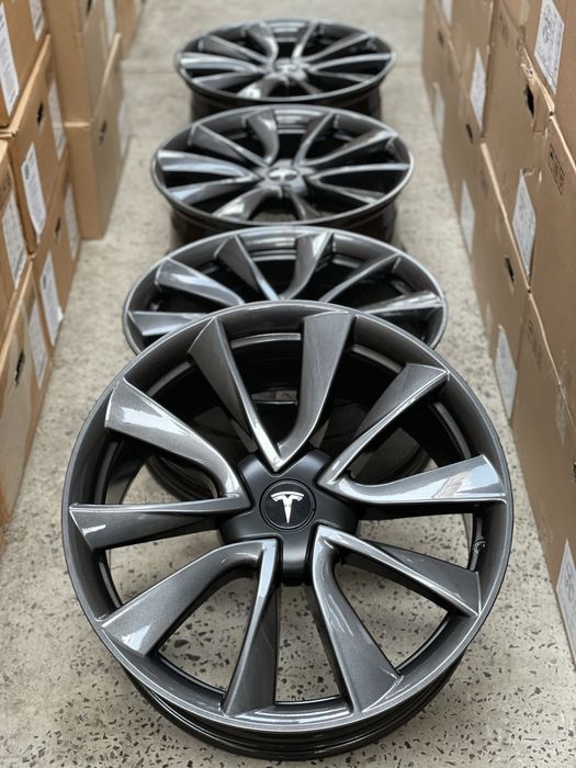 Диски Нові R20/5/114,3 TESLA Model 3 Model Y . В Наявності