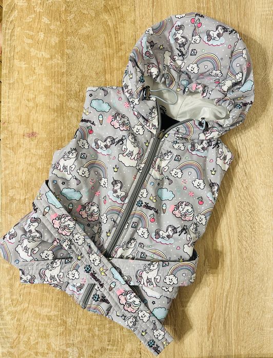 Безрукавка для дівчинки