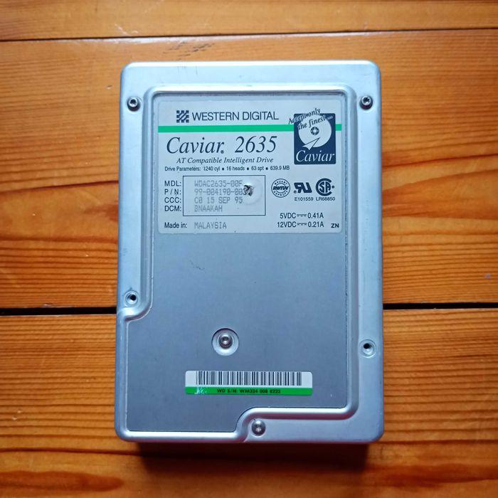 Twardy dysk Caviar 2635