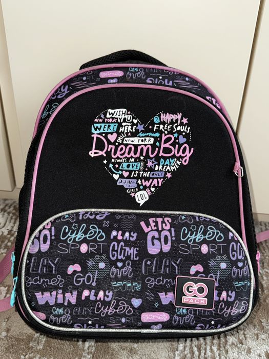 Портфель для дівчинки