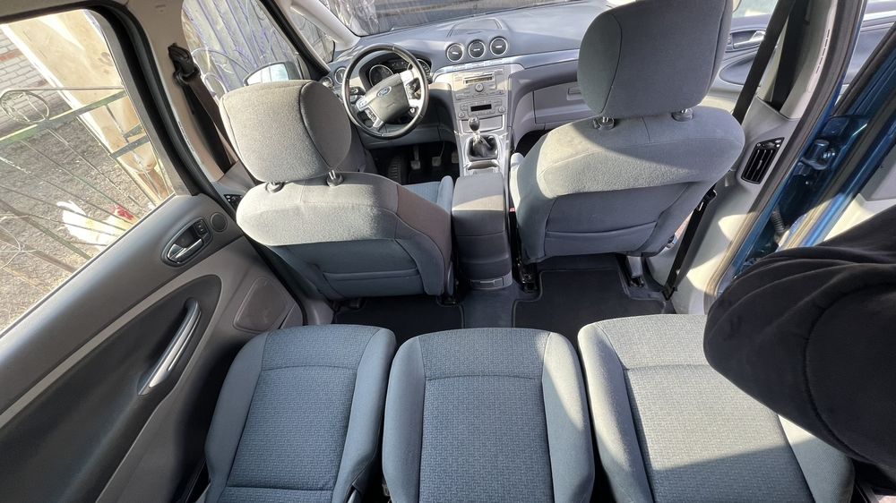 Продам Ford S-Max