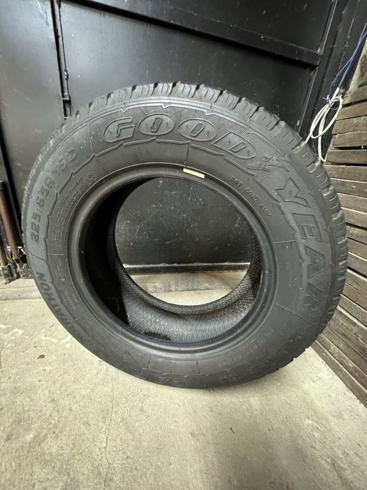 Goodyear 225/65R16C