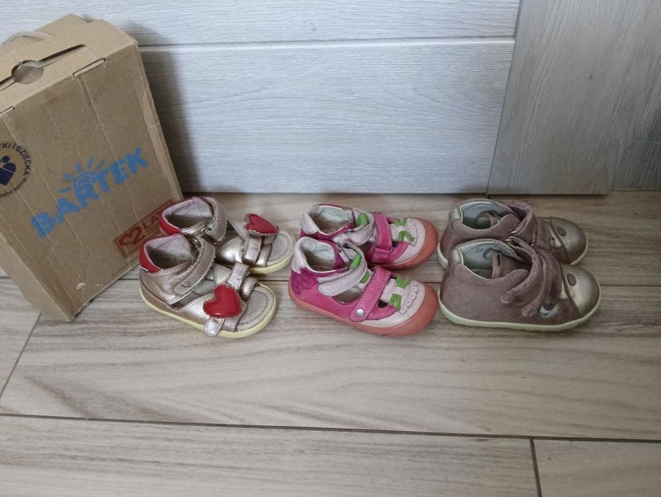 Zestaw bucików Bartek r.22 skórzane