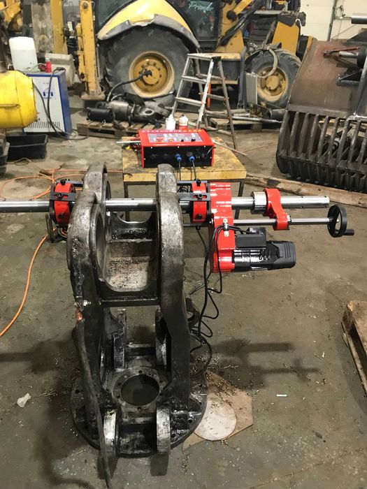 Tulejowanie Wytaczanie Regeneracja Otworów Koparek Serwis Maszyn