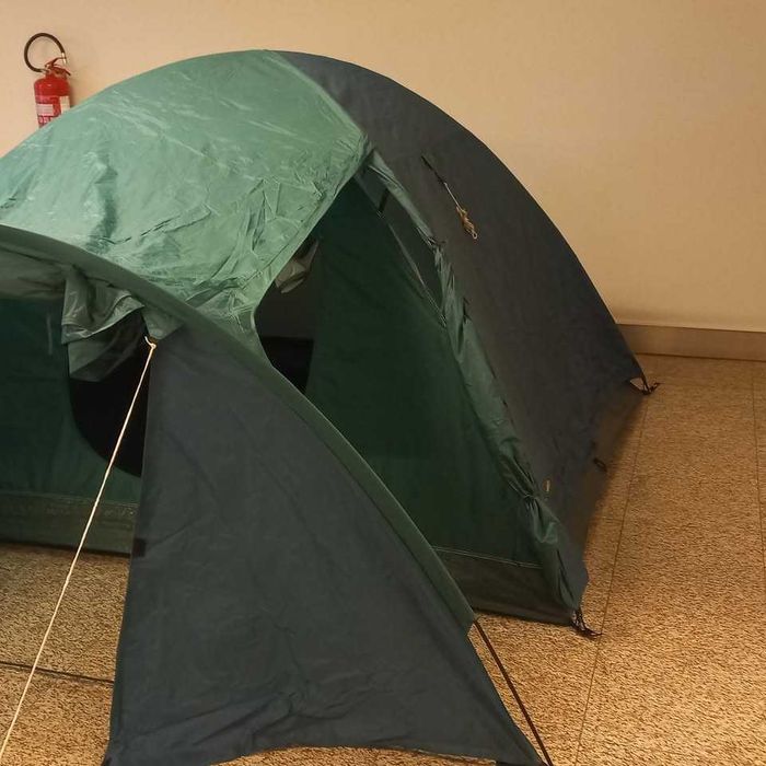 Tenda Campismo c/ Avançado- 3/4 Pessoas