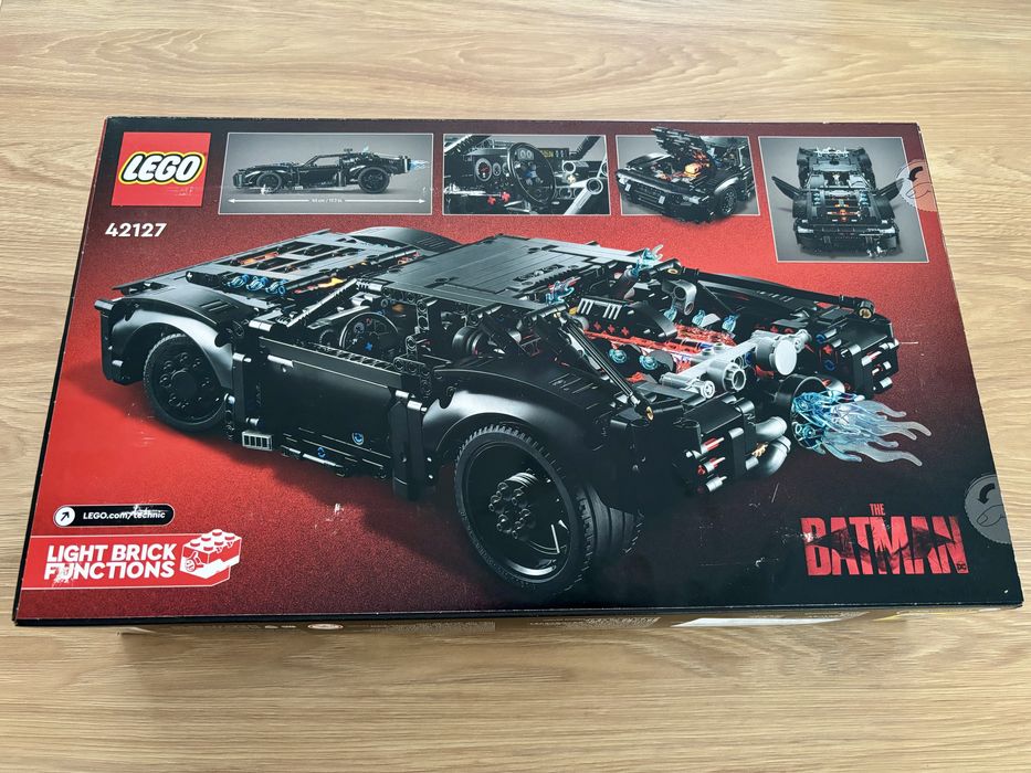 LEGO 42127 Batman Batmobile nowy zestaw