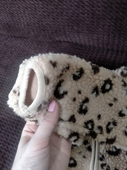 Шерпа на дівчинку