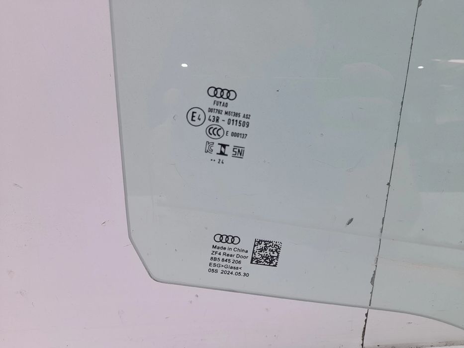 Vidro porta trás direito AUDI A5 (FU2)