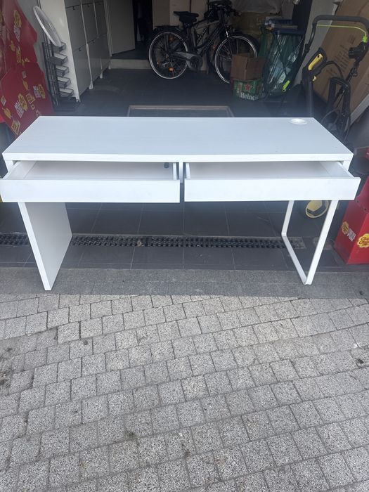 Biórko białe 142 cm