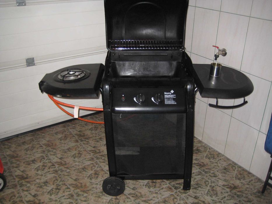 Grill gazowy  Blooma    2 palniki