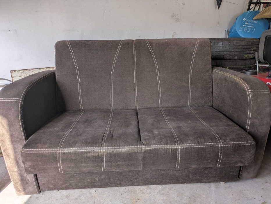Używana Sofa Szerokość 150 cm , wysokość 83 cm , głębokość 110