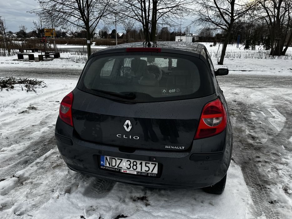 Renault Clio ||| 1.6 benzyna