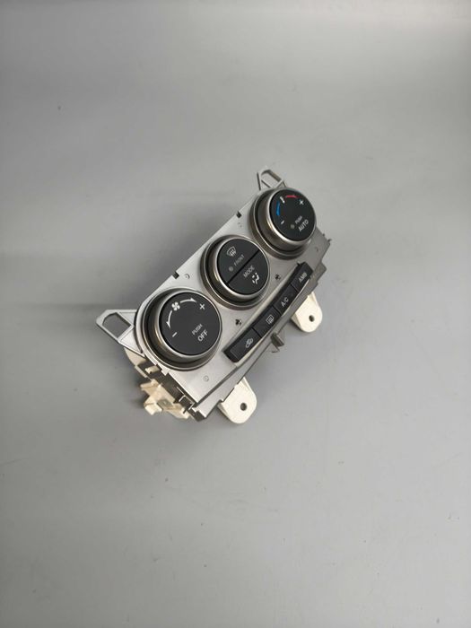 Mazda 5 I Lift, OE: K1900CD98, Panel nawiewu klimatyzacji
