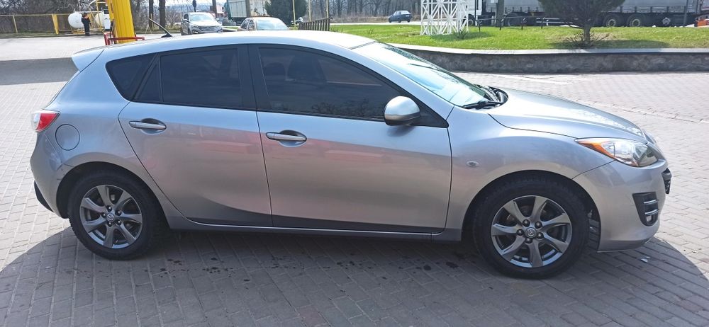 Продам мазда3 дизель 1.6