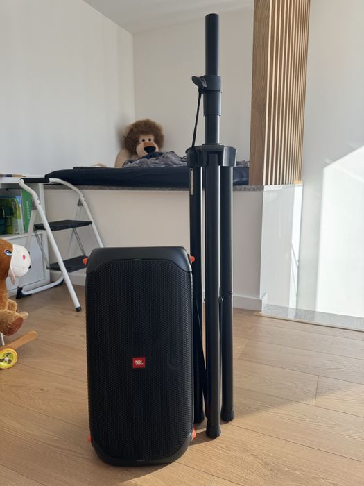 Coluna JBL Party Box 110 + Tripé