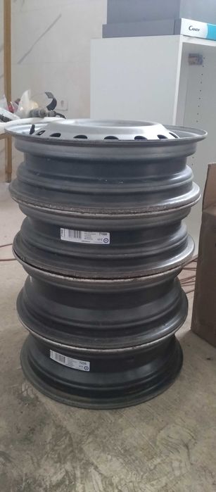 4 jantes de ferro 15 p/ Mitsubishi I Miev, Citroen CZero e Peugeot Ion