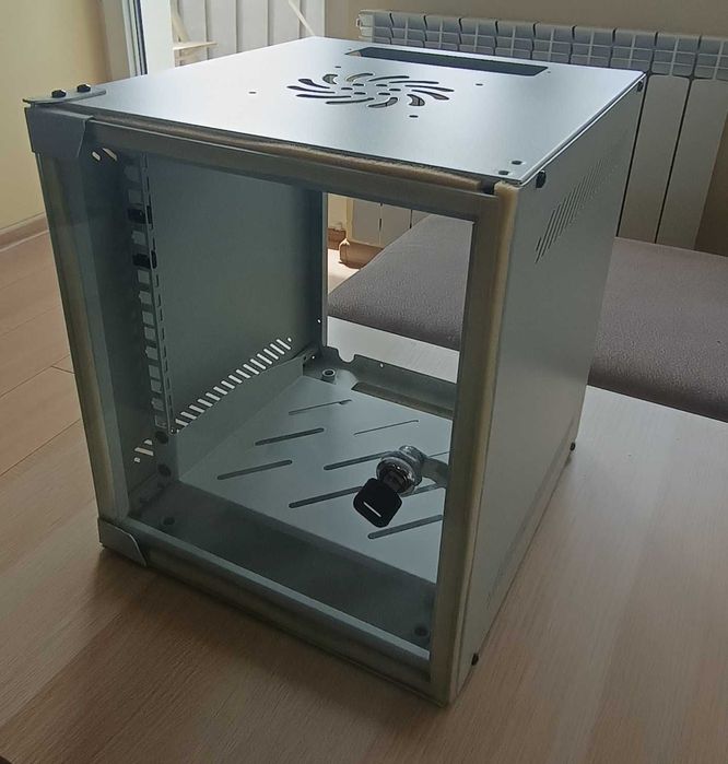 Szafka serwerowa Lanberg wisząca RACK 10" 6U