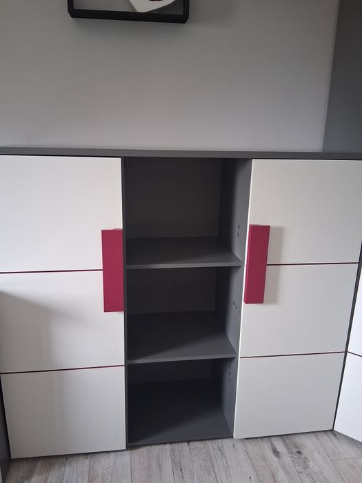 zestaw mebli  młodzieżowych