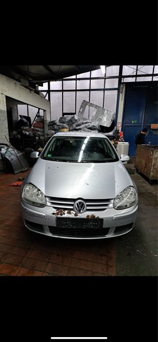 Запчасти Шрот Гольф 5 хетчбек авторозборка VW Golf 5 запчастини гольф