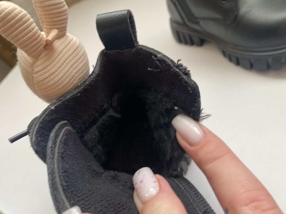 Демісезоні черевички на дівчинку 22 розмір , в ідеальному стані