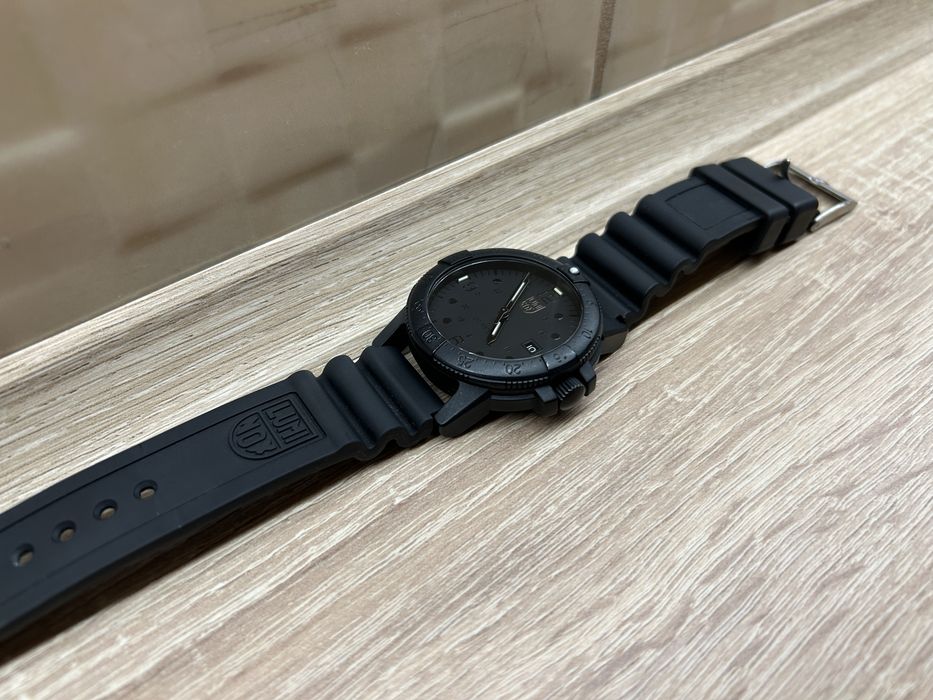 Zegarek Luminox g sea bass 2000 series blackout męski X2.2001.BO