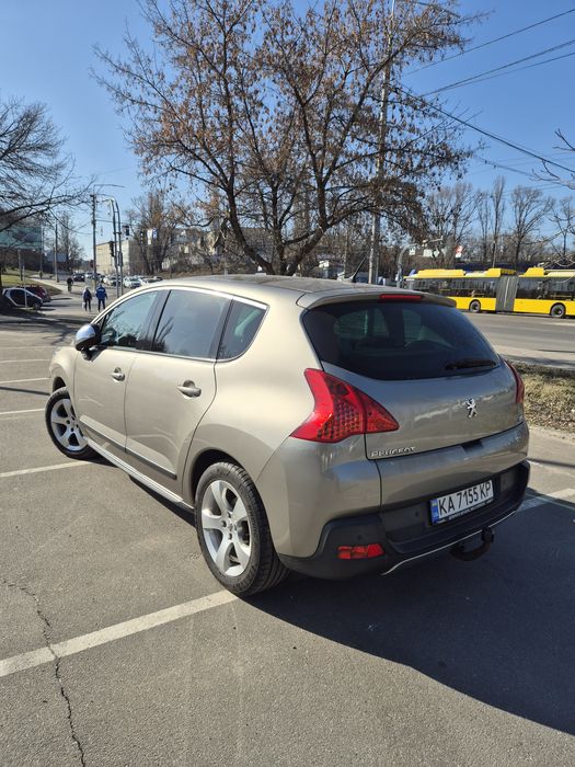 Продаю Peugeot 3008 2.0HDi, 2012  АКПП Aisin