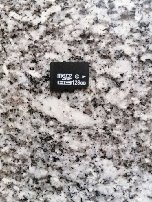 128GB Memory Card64739419489027122