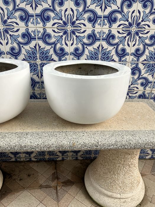 Vasos novos em resina