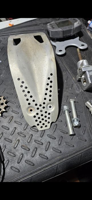 Akrapovic mt07 traver 7 /  ktm 390 / Peças tenere 700 600/ Husqvarna