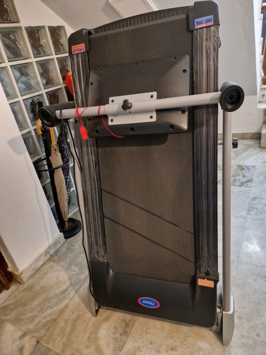 Treadmill64861754521345124