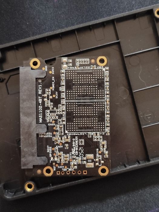 Ssd 128gb читайте опис