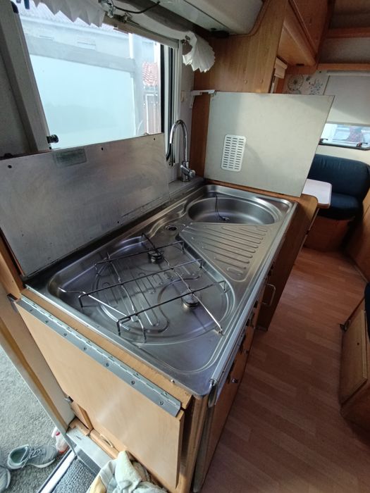 Autocaravana capuccino knaus motor 2.8idtd