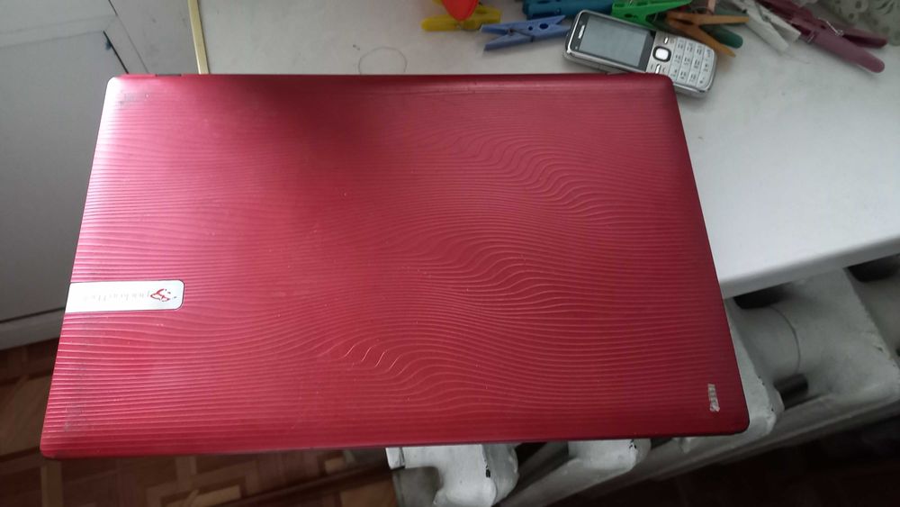 Продам ноутбук packard bell p5ws6 под ремонт или на запчасти