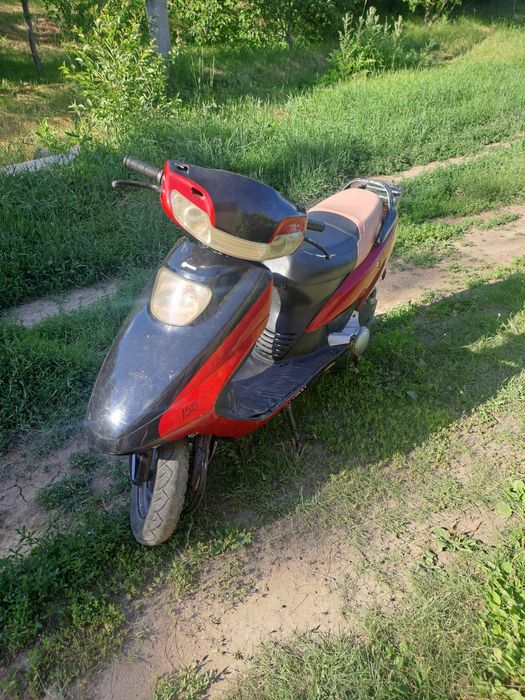 Продам скутер 150 кубів