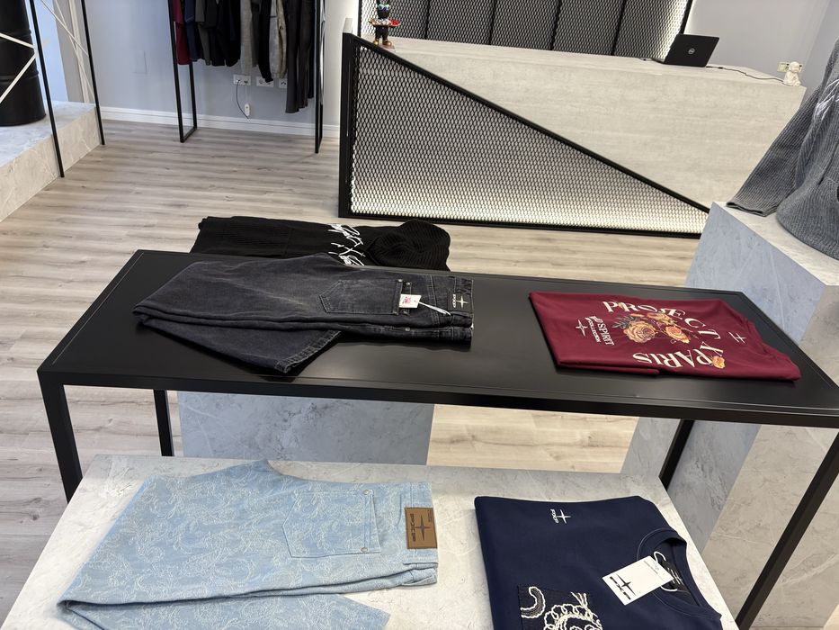 Mesa expositora de centro