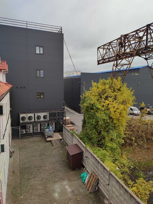 здам в оренду офіс з меблями у ТЦ ВУЛИК