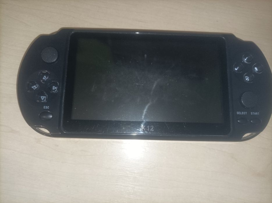!ТОРГ! Продам Китайську PS Vita з додатково встановленими іграми