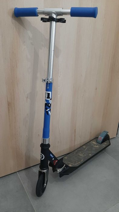 Hulajnoga Oxelo robot niebieska