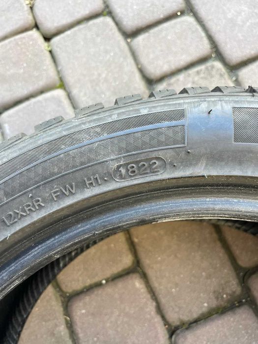 Opony Hankook Winter Icept RS2 225/45/17 94 V ROK 2022