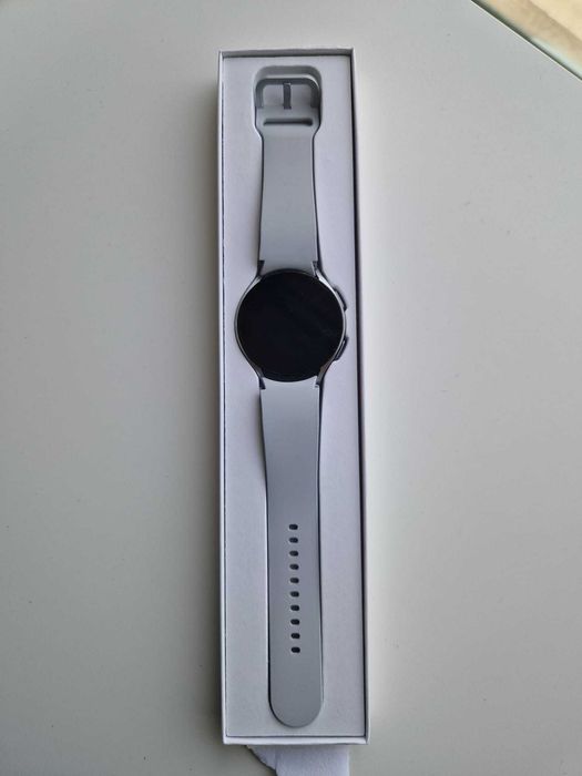Samsung Galaxy Watch6 44mm + Bracelete Original + 3 Extras