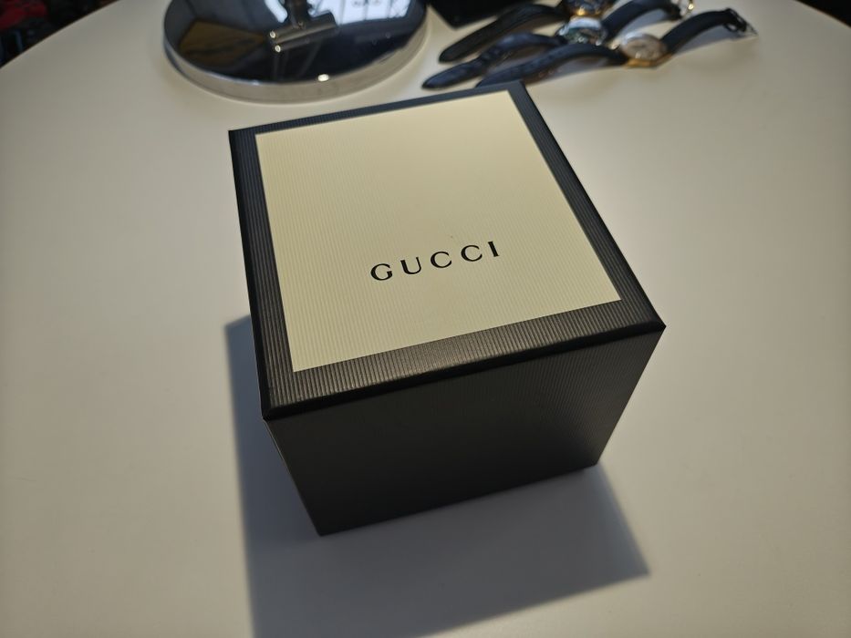 Relógio Gucci G-Timeless