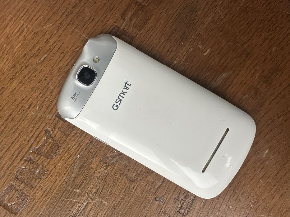 смартфон gigabyte gsmart aku a1