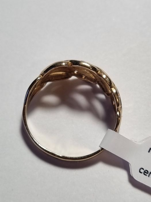 złoty pierścionek  r.15