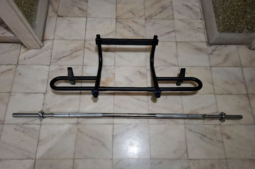 Barra de rosca musculação 155cm x 28mm Grip de 31mm. Barra desmontavel + Barra elevação porta amovível e com regulagem