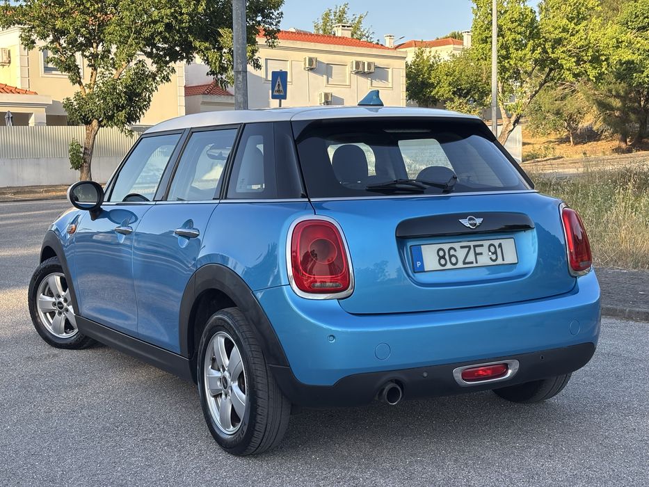 Mini cooper D 1.5 de 120cv